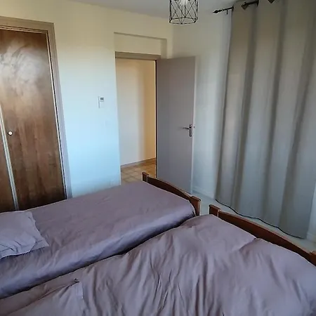 Maison Individuelle Avec Terrain Arboré Mayrinhac-Lentour