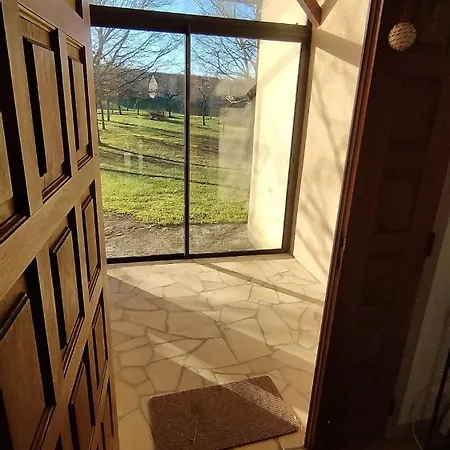 Maison Individuelle Avec Terrain Arboré *